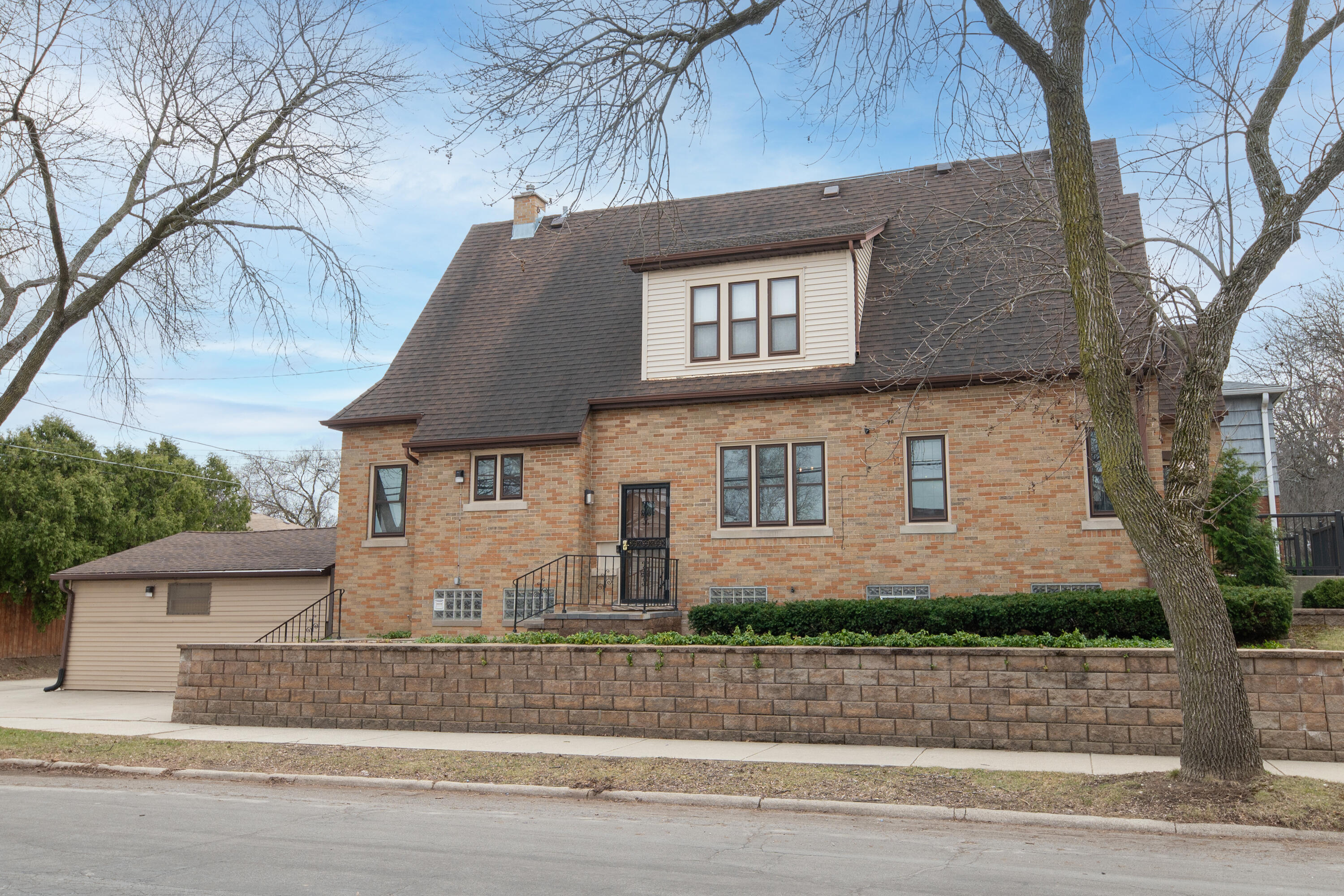 3290 North 44th Street Milwaukee, WI 53216 - Photo 24 of 26 EUP_9105-Edit
