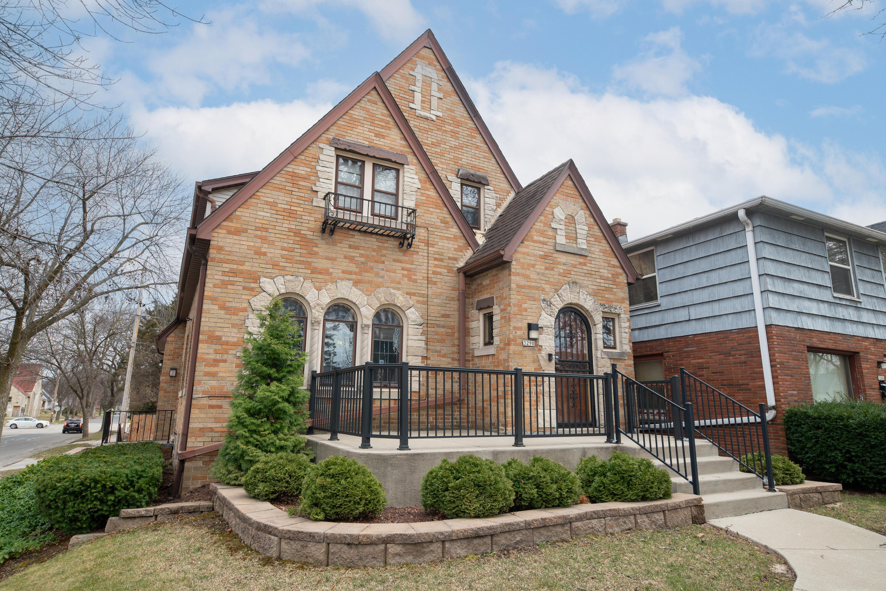3290 North 44th Street Milwaukee, WI 53216 - Photo 3 of 26 EUP_9104-Edit