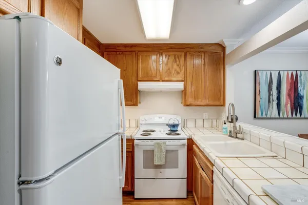$359,000 | 901 Russell Avenue, Unit 143, Santa Rosa, CA 95403