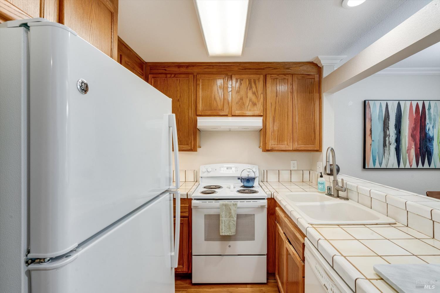 901 Russell Avenue, Unit 143 Santa Rosa, CA 95403 - Photo 12 of 27