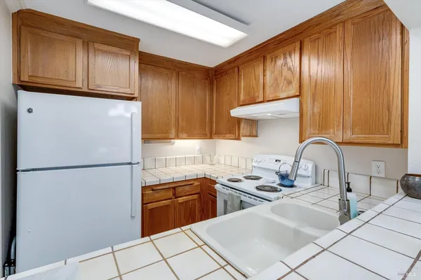 $359,000 | 901 Russell Avenue, Unit 143, Santa Rosa, CA 95403