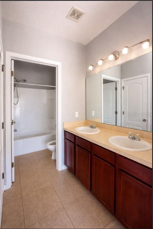 8913 Moonlit Meadows Loop Riverview, FL 33578 - Photo 10 of 17