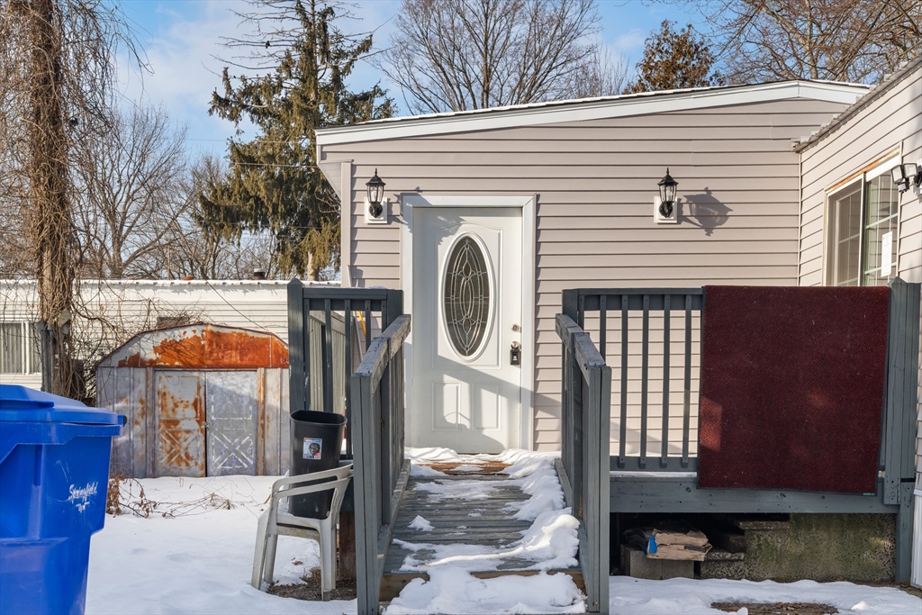 42 Pioneer Way Springfield, MA 01119 - Photo 24 of 25 Gallery Image 24