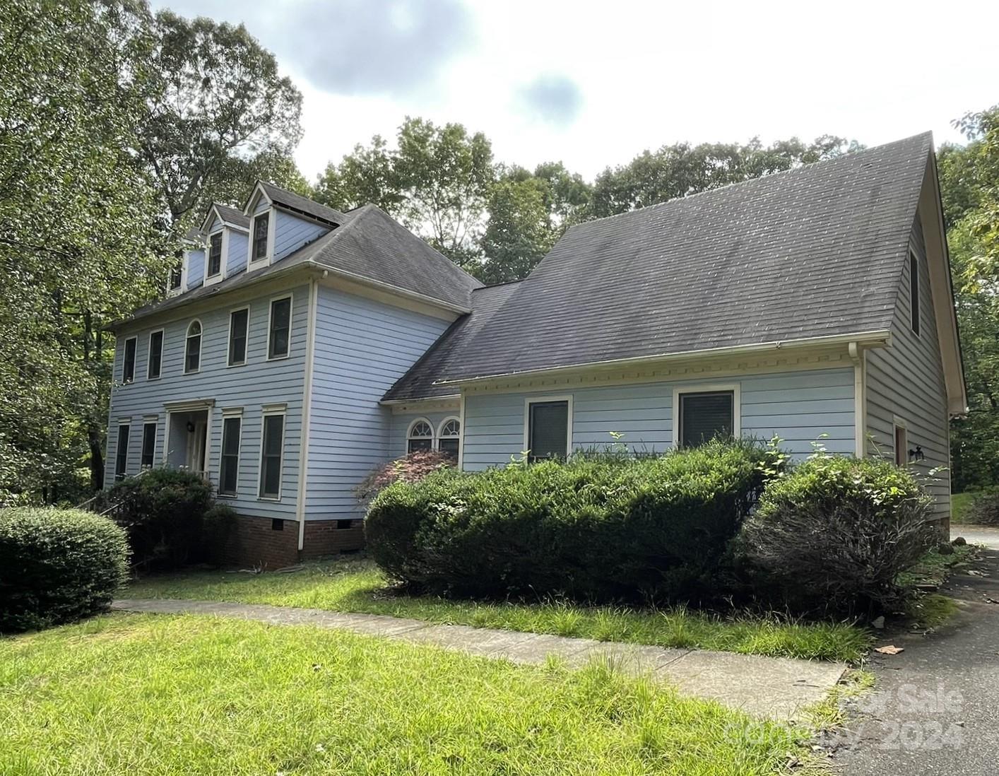 9025 Pleasant Ridge Road Charlotte, NC 28215 - Photo 1 of 48 Gallery Image 1