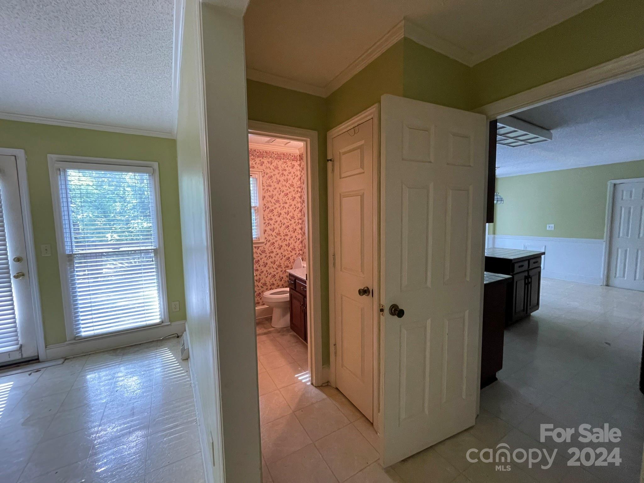 9025 Pleasant Ridge Road Charlotte, NC 28215 - Photo 17 of 48 Gallery Image 17