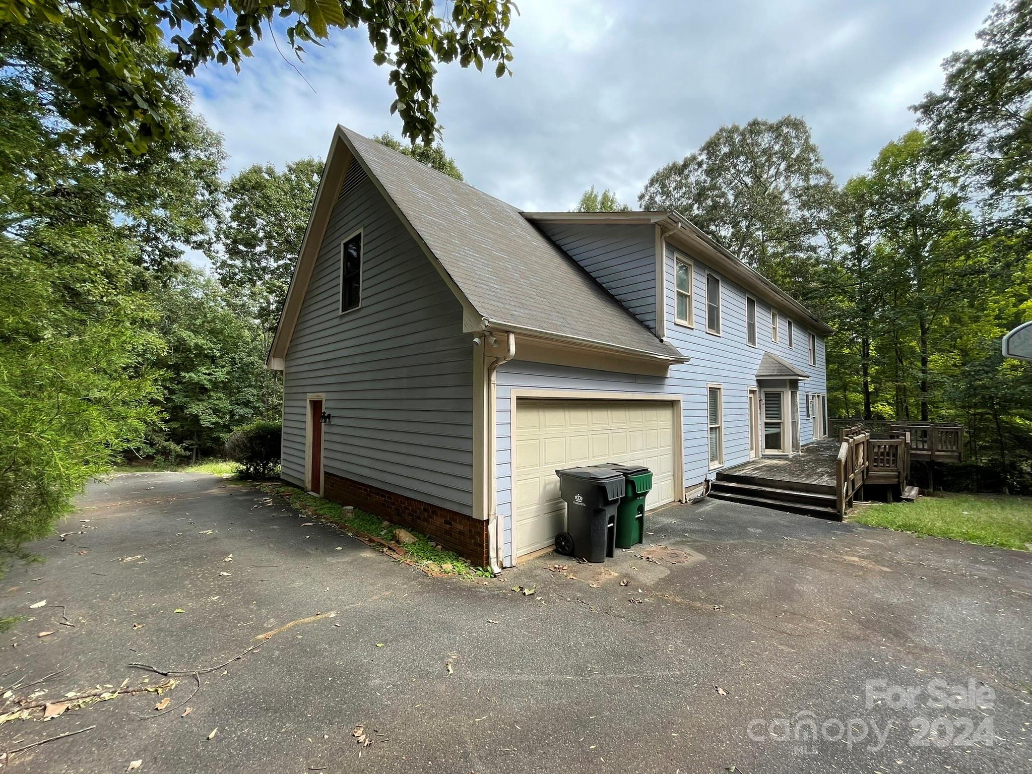 9025 Pleasant Ridge Road Charlotte, NC 28215 - Photo 3 of 48 Gallery Image 3