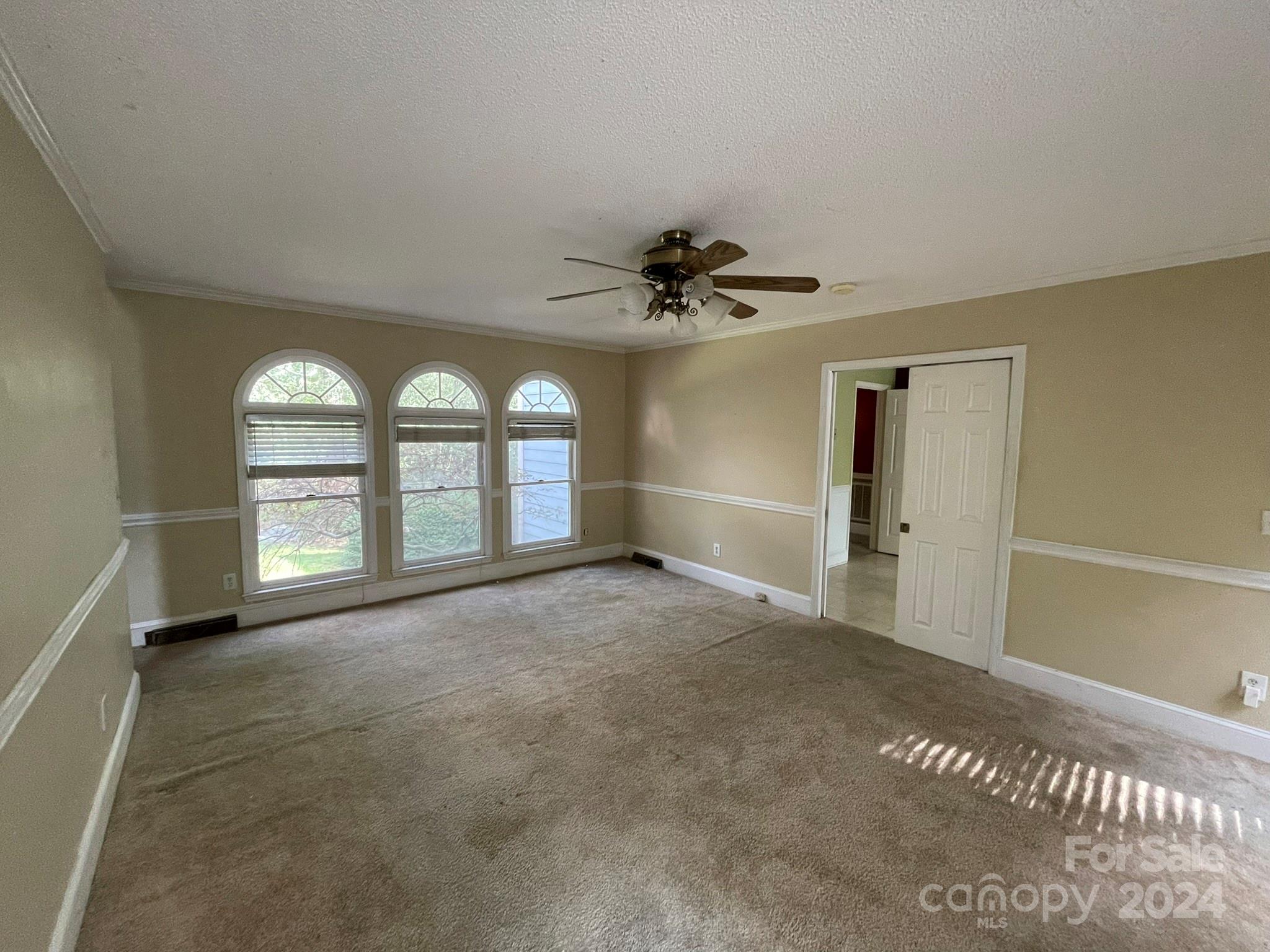9025 Pleasant Ridge Road Charlotte, NC 28215 - Photo 8 of 48 Gallery Image 8