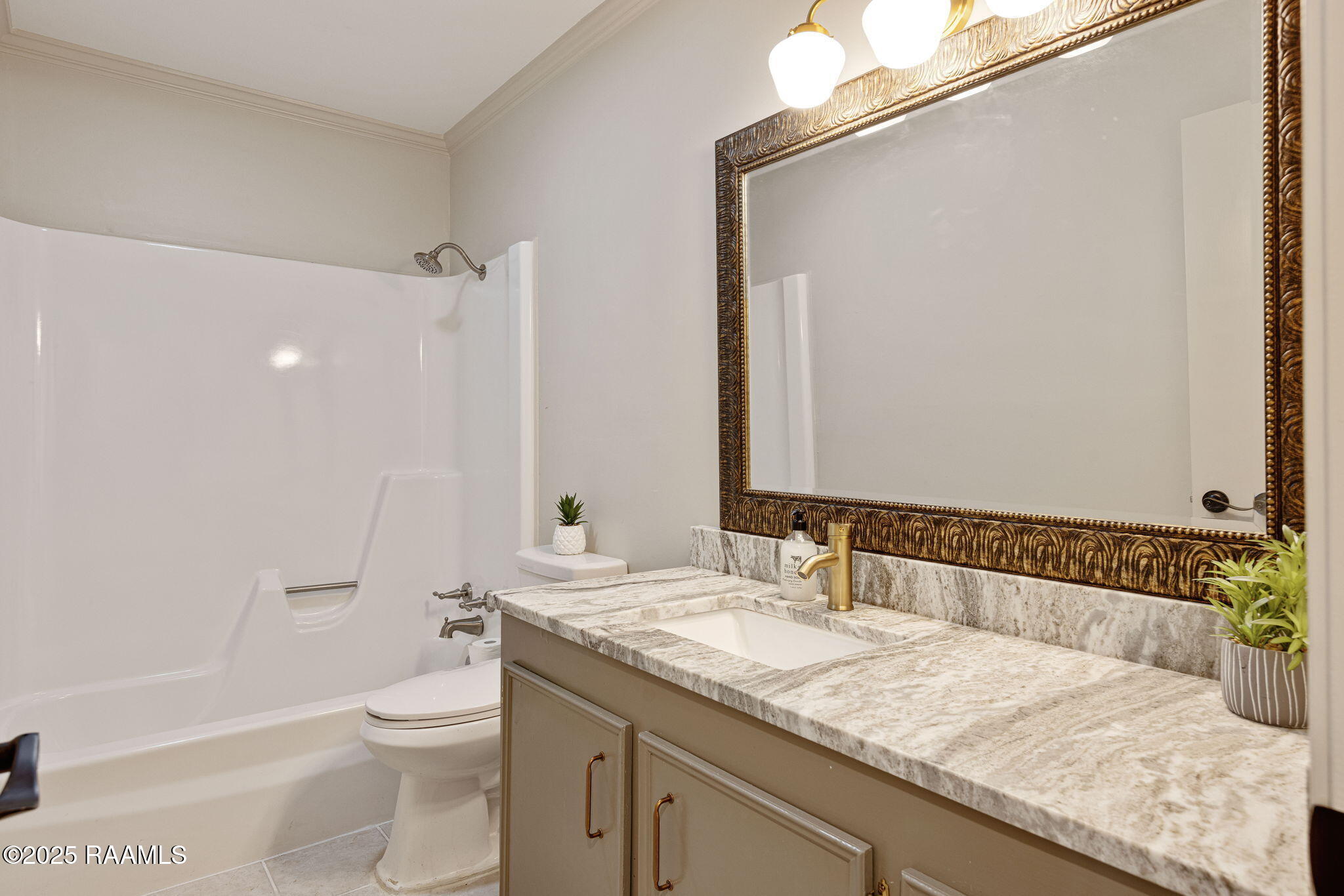 104 Breckenridge Loop Lafayette, LA 70506 - Photo 16 of 26 16-web-or-mls-104 Breckenridge Loop-16