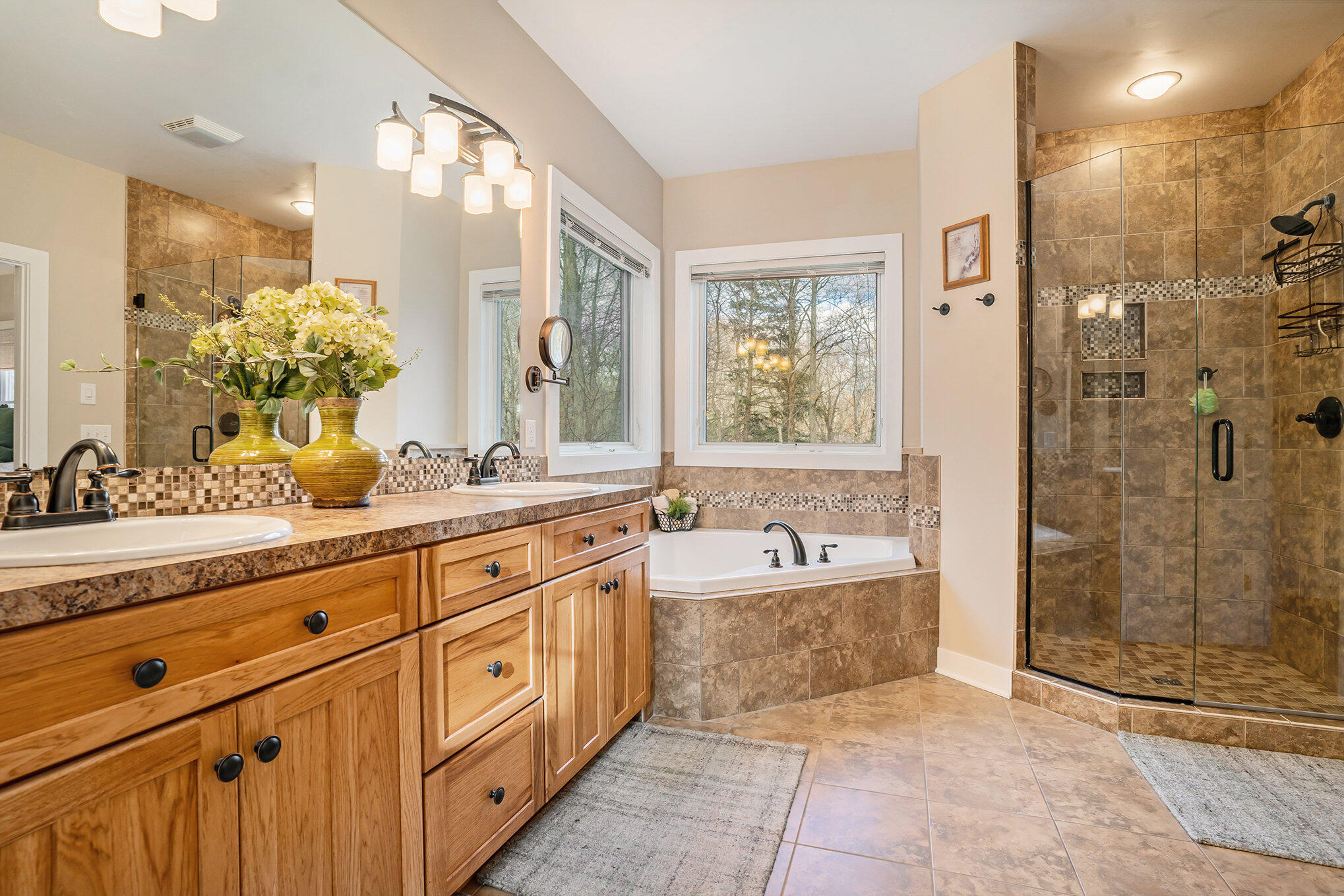 5819 Hunters Ridge Fennville, MI 49408 - Photo 21 of 56 Master Bathroom