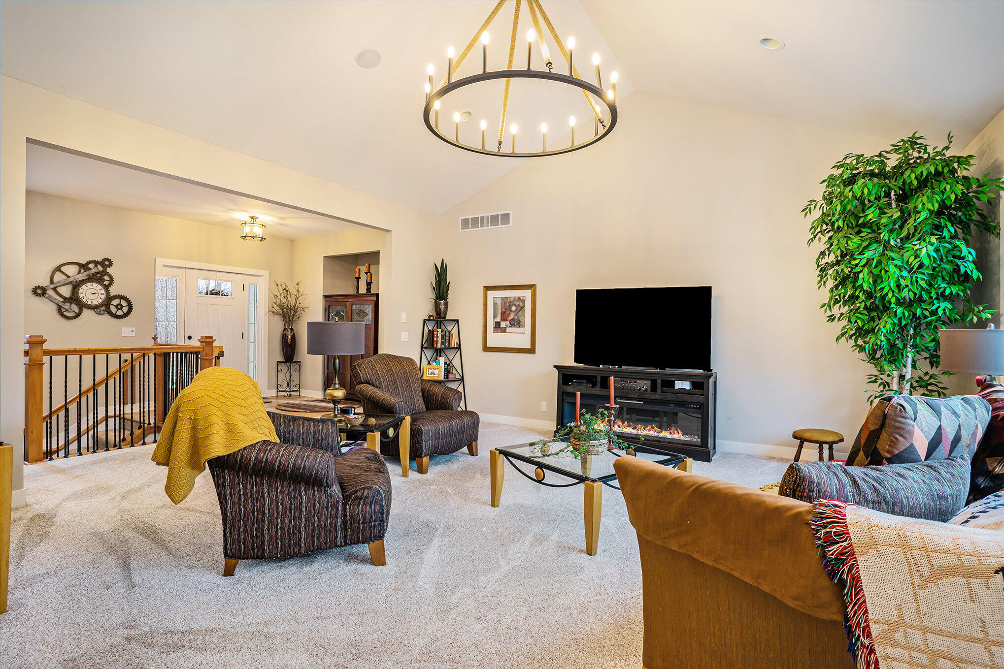5819 Hunters Ridge Fennville, MI 49408 - Photo 9 of 56 Living Room
