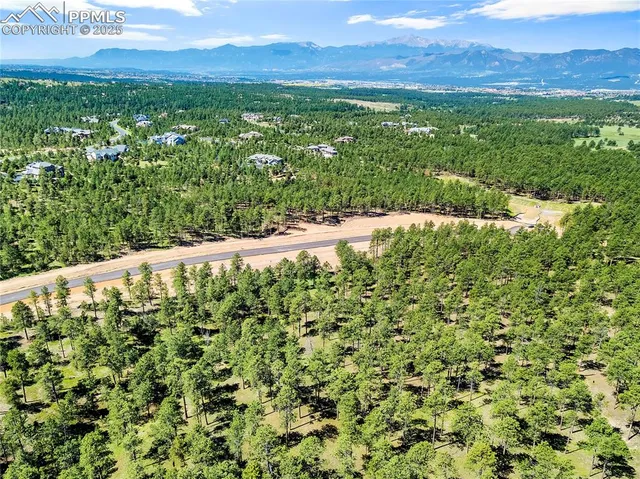 a view of an outdoor space and a lake view