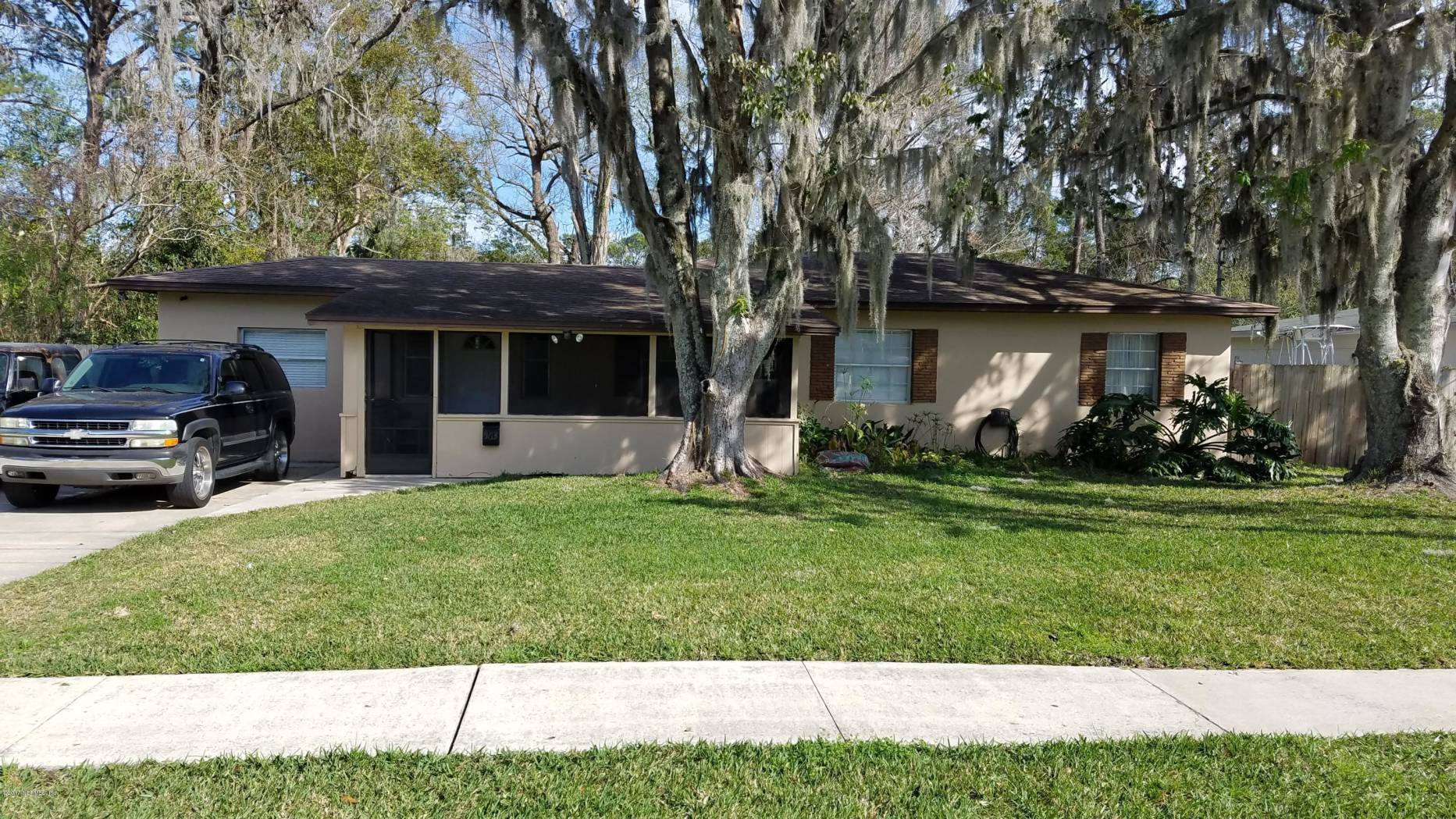 563 Nightingale Road Jacksonville, FL 32216 - Photo 1 of 13 Front View