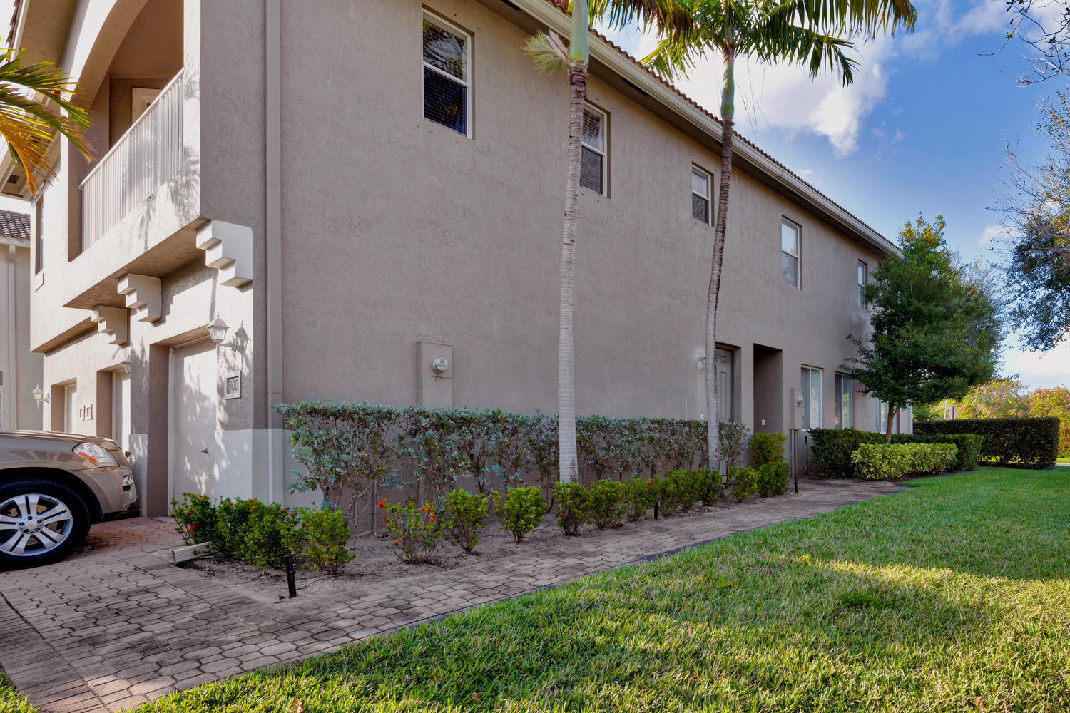3001 Laurel Ridge Circle Riviera Beach, FL 33404 - Photo 2 of 21 3001 Laurel Ridge Cir Riviera-large-013-