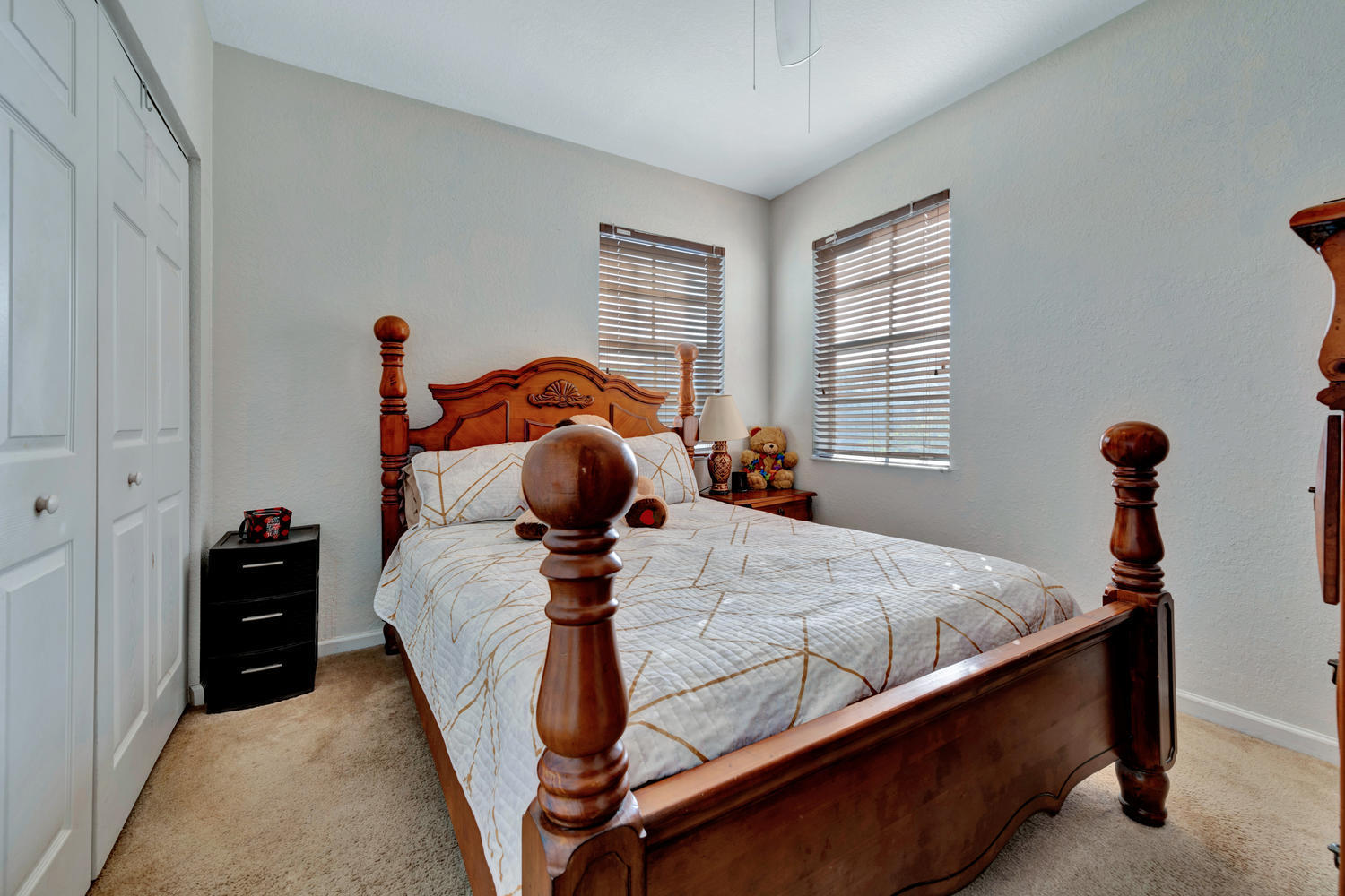 3001 Laurel Ridge Circle Riviera Beach, FL 33404 - Photo 9 of 21 2ND BEDROOM