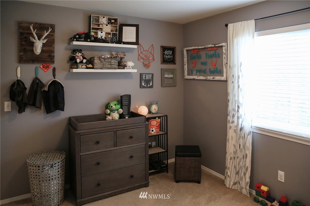16856 Mountain View Road Mount Vernon, WA 98274 - Photo 13 of 25 Gallery Image 13