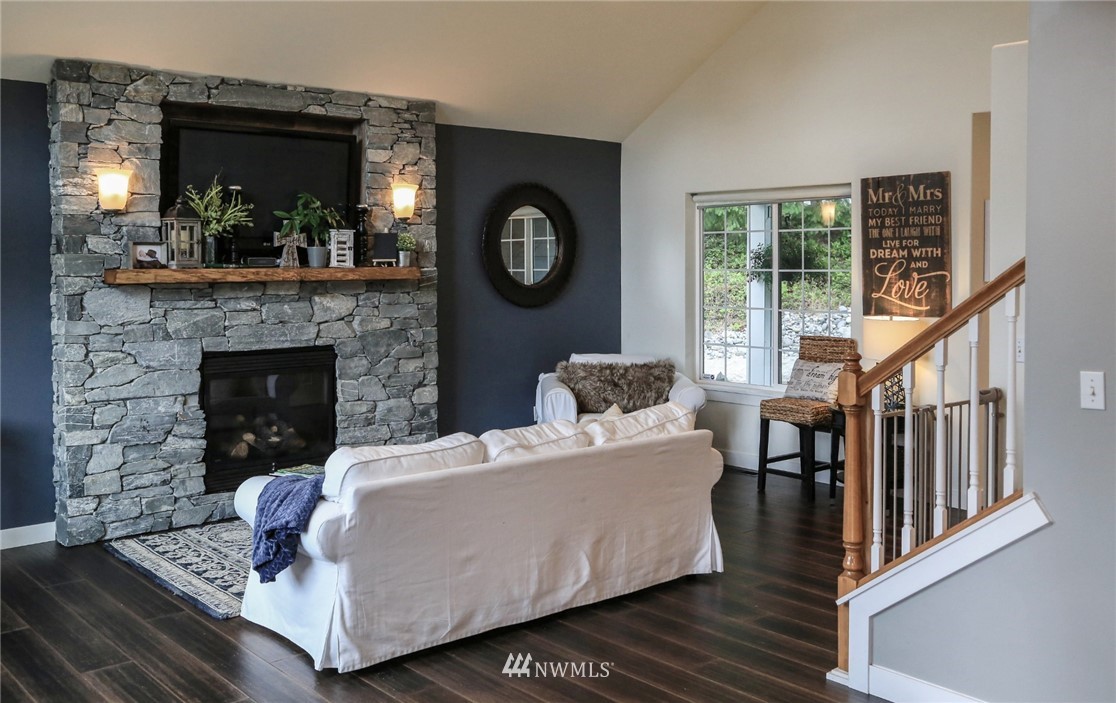 16856 Mountain View Road Mount Vernon, WA 98274 - Photo 8 of 25 Gallery Image 8