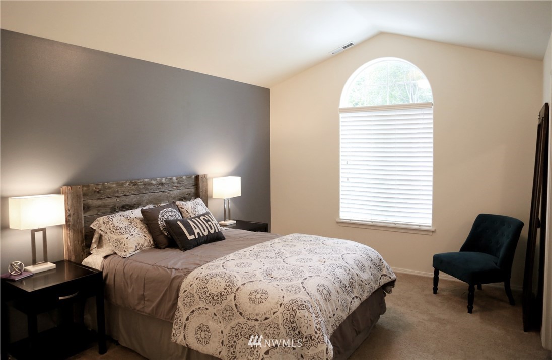 16856 Mountain View Road Mount Vernon, WA 98274 - Photo 10 of 25 Gallery Image 10