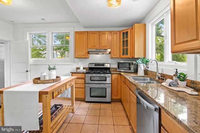 $665,000 | 400 Taylor Avenue, Annapolis, MD 21401