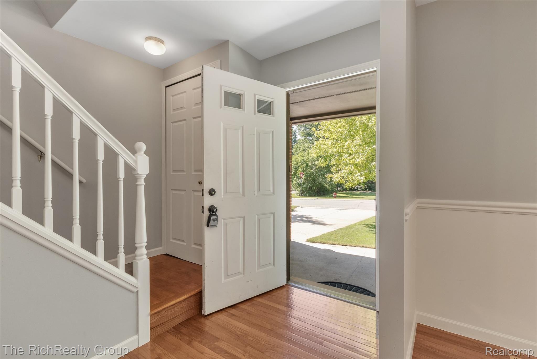 788 Francis Street Rochester, MI 48307 - Photo 8 of 53 06-788 Francis St-Windowstill Real Estate Photography-6.jpg