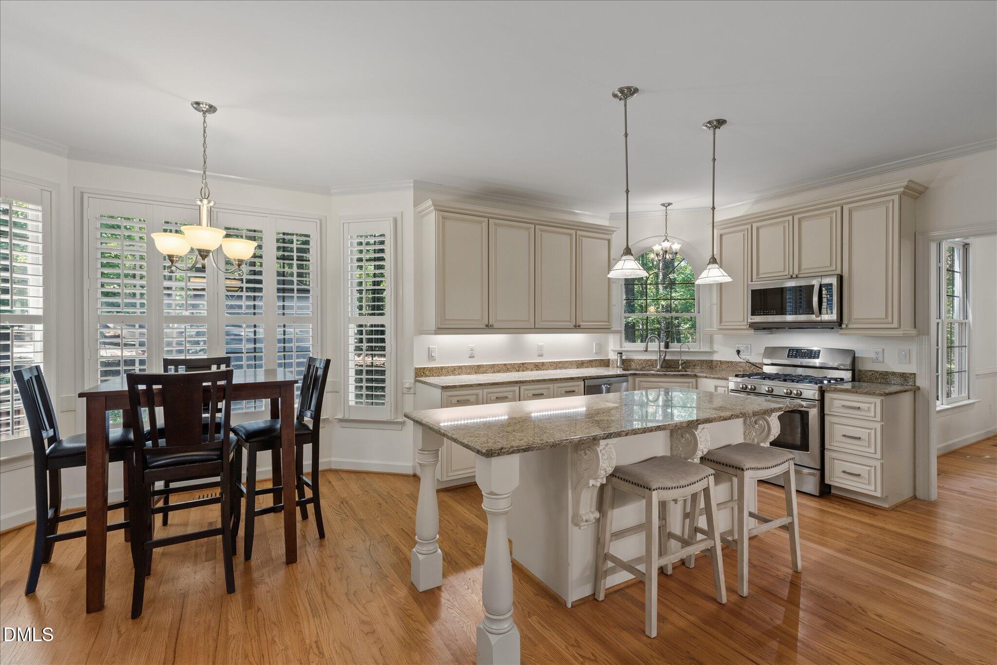 2509 Barton Ridge Court Raleigh, NC 27613 - Photo 28 of 62 32-IMG_2815