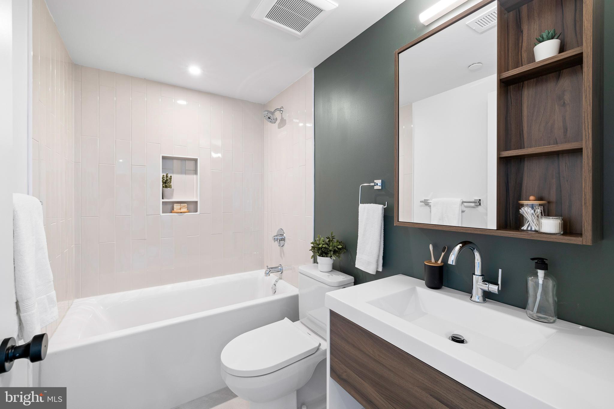5200-10 Chester Avenue, Unit 408 Philadelphia, PA 19143 - Photo 18 of 25