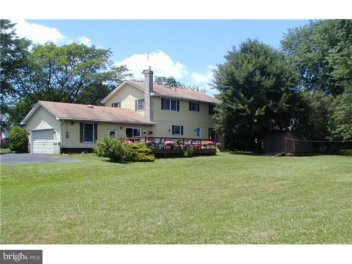 465 Godshall Road Souderton, PA 18964 - Photo 17 of 19 Exterior Side