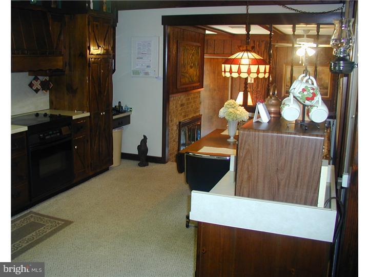 465 Godshall Road Souderton, PA 18964 - Photo 4 of 19 Kitchen