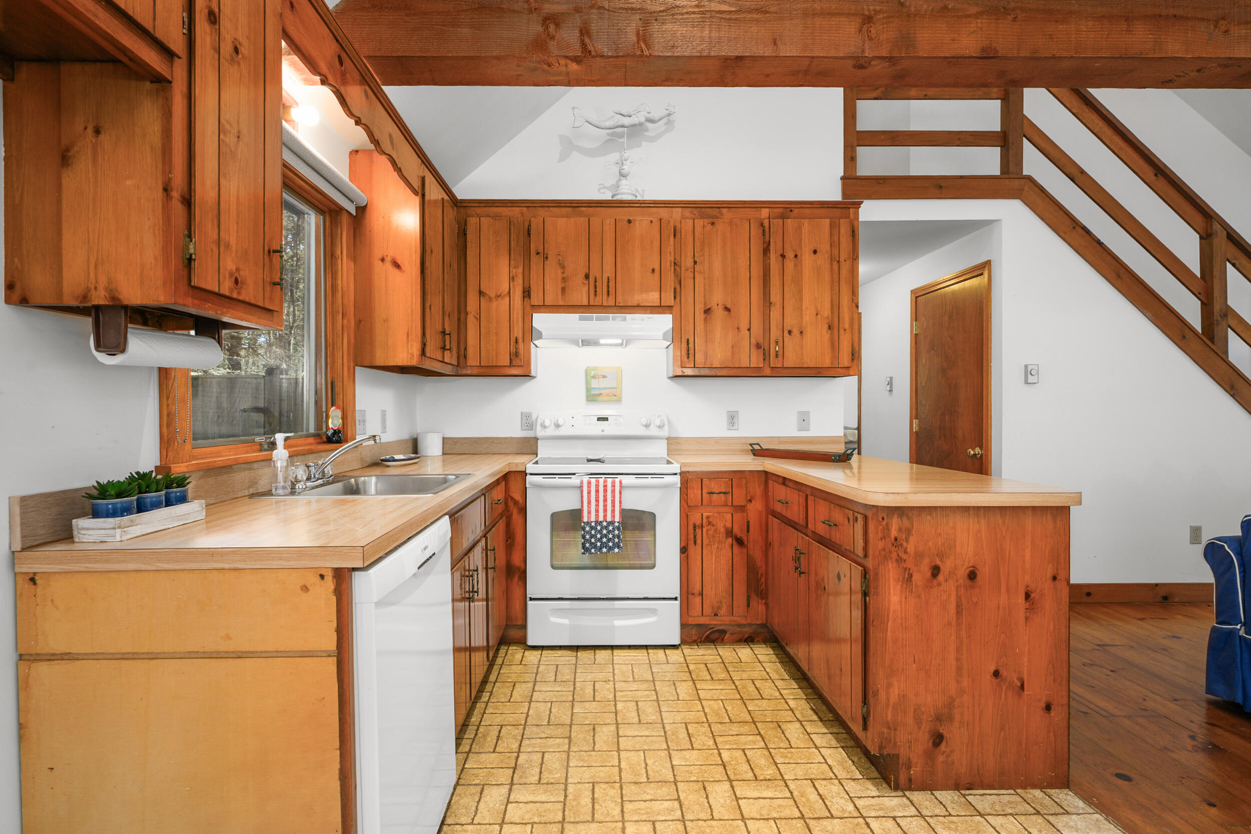 40 Uncle Nate's Way Eastham, MA 02642 - Photo 14 of 58 14