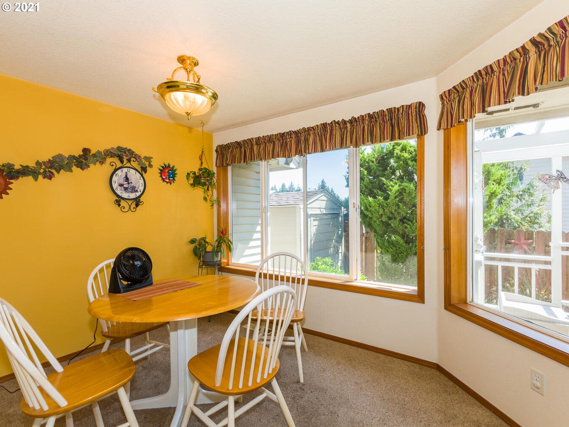232 Southwest Gabbert Road Gresham, OR 97080 - Photo 15 of 32 Gallery Image 15