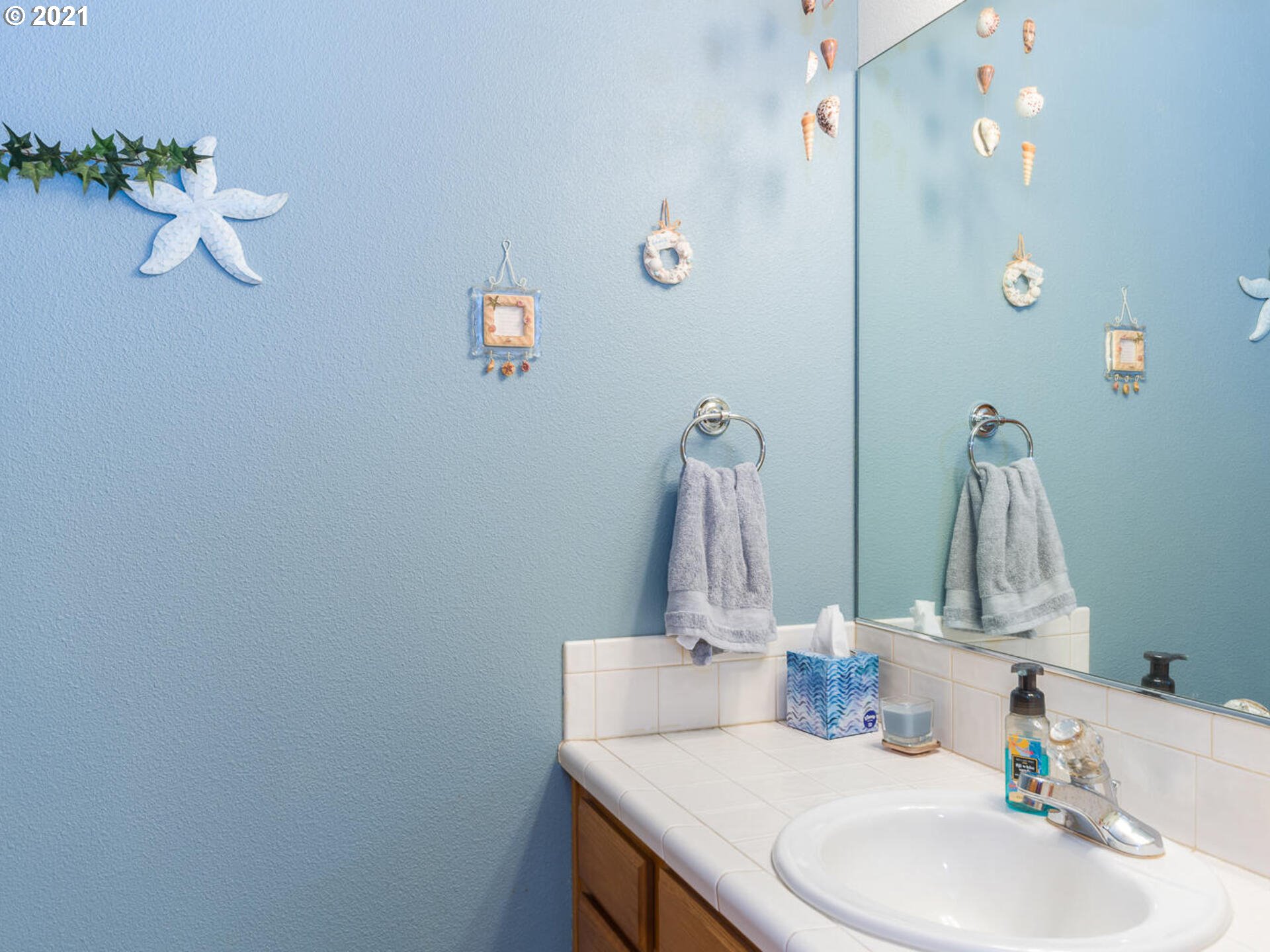 232 Southwest Gabbert Road Gresham, OR 97080 - Photo 24 of 32 Gallery Image 24