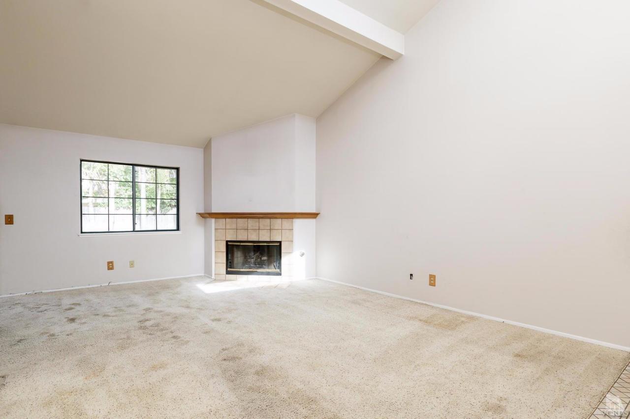 2931 Fanshell Walk Oxnard, CA 93035 - Photo 4 of 18 Additional Photo