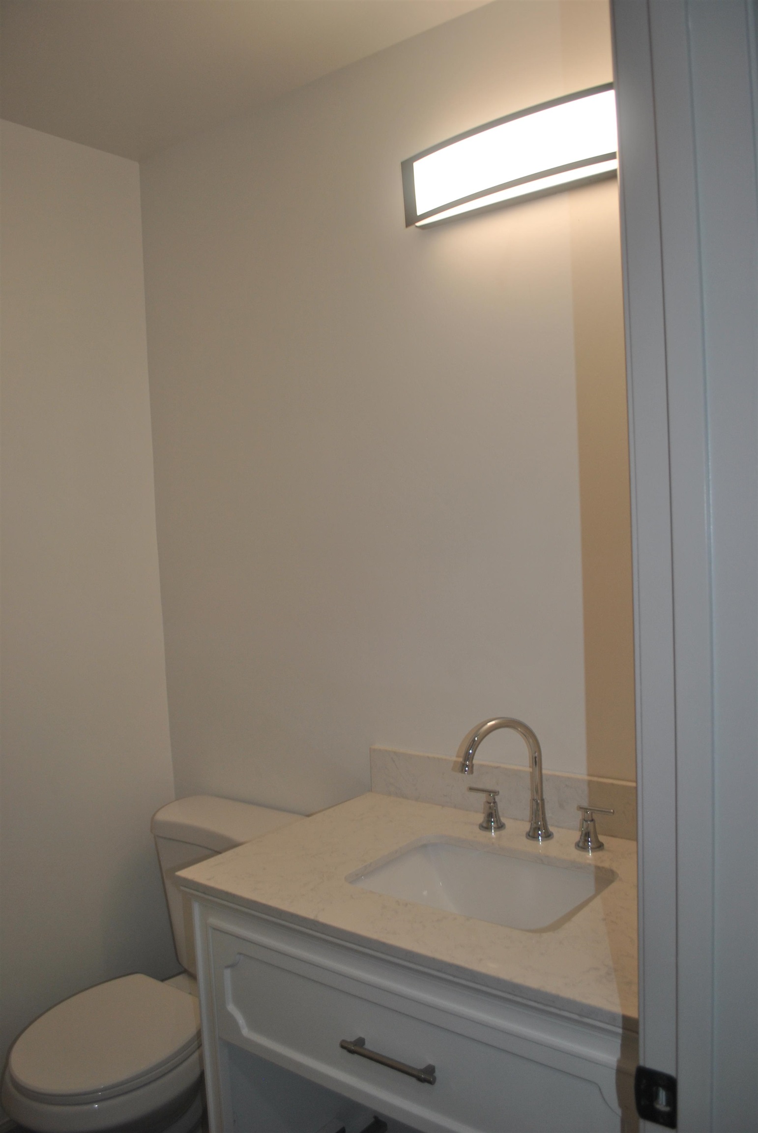 815 North Congdon Street Georgetown, SC 29440 - Photo 27 of 28 Full bath with tub/shower vanity and toilet