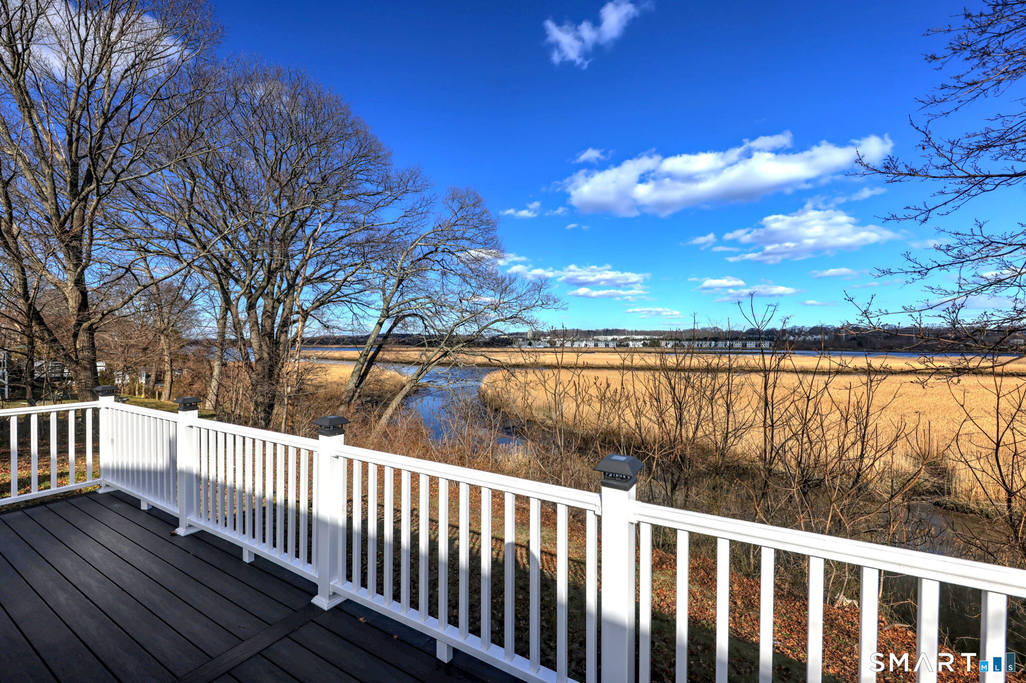 206 Bridgeview Place Stratford, CT 06614 - Photo 28 of 34