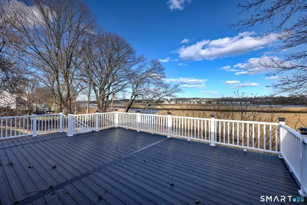 $549,000 | 206 Bridgeview Place, Stratford, CT 06614