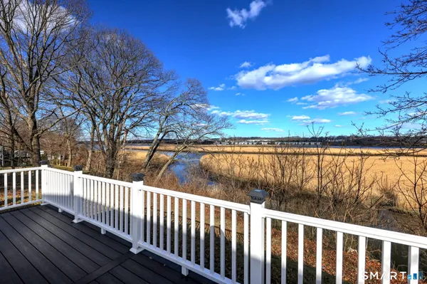 $549,000 | 206 Bridgeview Place, Stratford, CT 06614