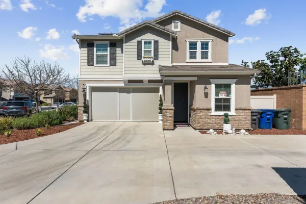 $969,000 | 1287 White Oak Court, El Cajon, CA 92020