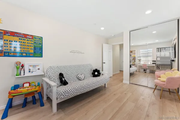 $969,000 | 1287 White Oak Court, El Cajon, CA 92020