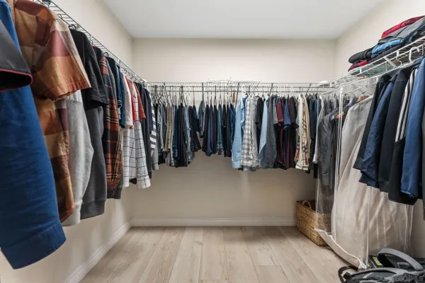 $969,000 | 1287 White Oak Court, El Cajon, CA 92020