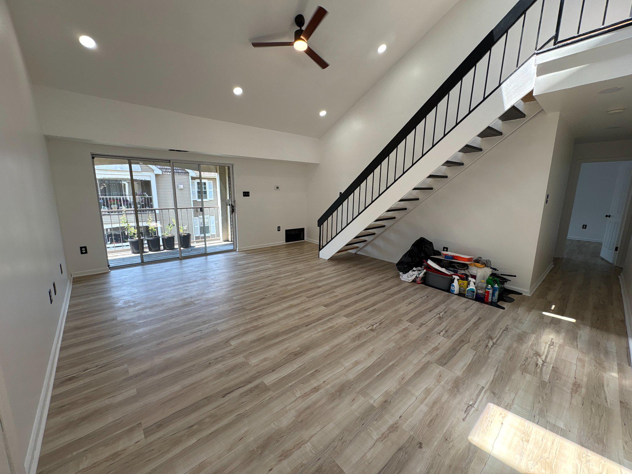 72304 Delaire Landing Road, Unit 304 Philadelphia, PA 19114 - Photo 14 of 56 Spacious modern living area with light.