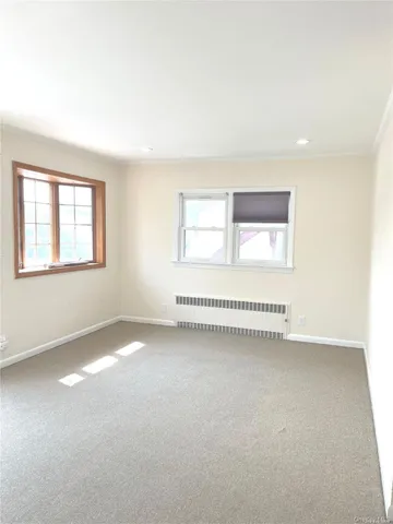 a view of a livingroom with window