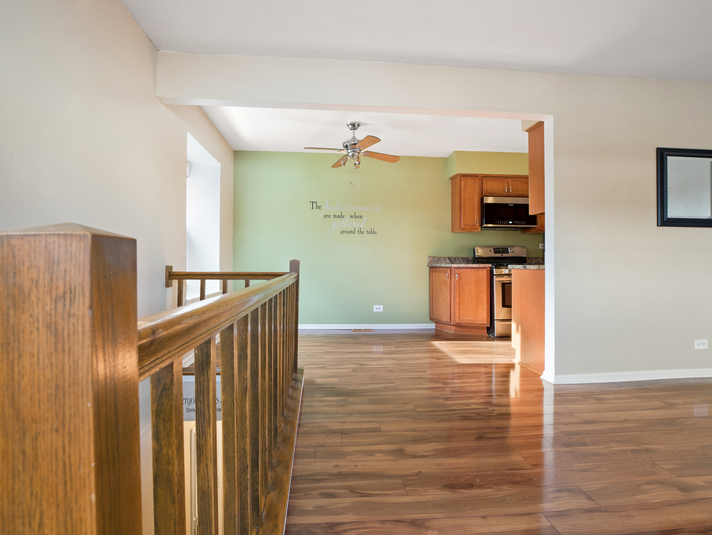 786 Pahl Road Elk Grove Village, IL 60007 - Photo 5 of 27