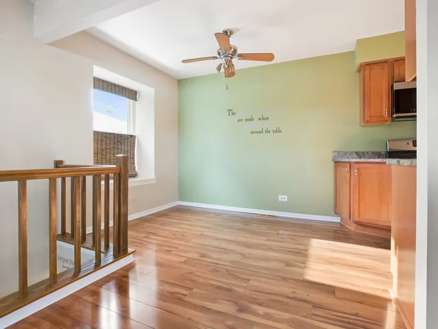 $299,999 | 786 Pahl Road, Elk Grove Village, IL 60007