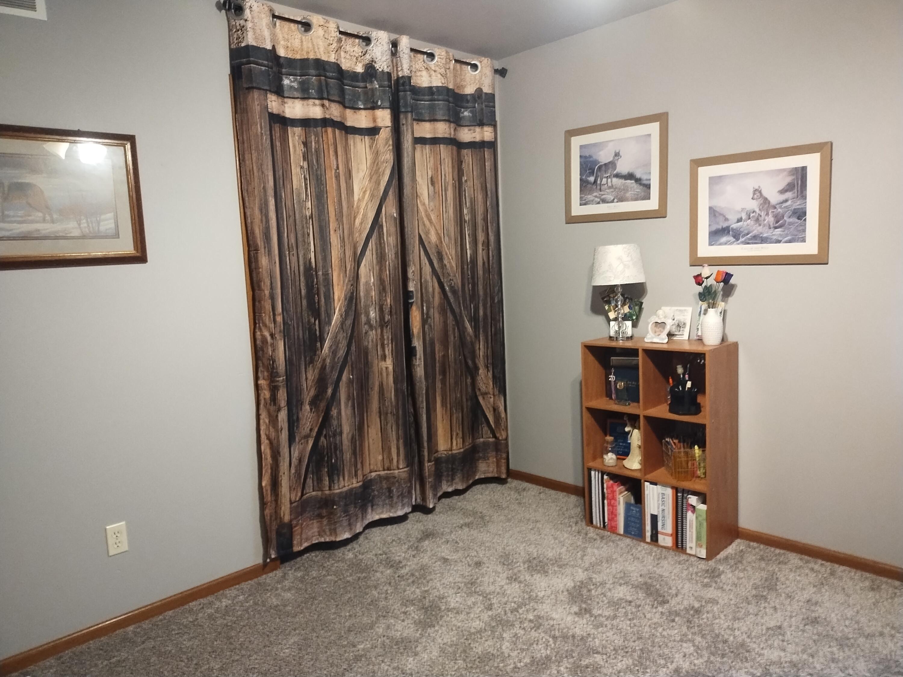 2024 Grove Avenue Racine, WI 53405 - Photo 31 of 61 1000001817