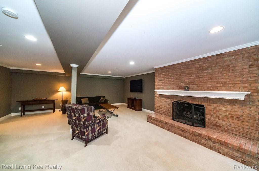 718 Wilcox Street Rochester, MI 48307 - Photo 42 of 75