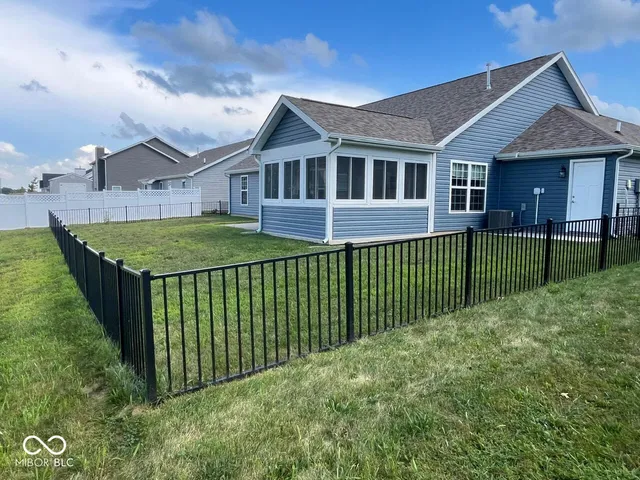 $369,900 | 818 Alba Drive, Lebanon, IN 46052