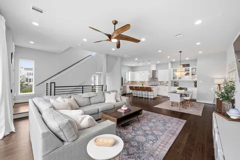 $430,000 | 3303 Baron Street, Houston, TX 77020