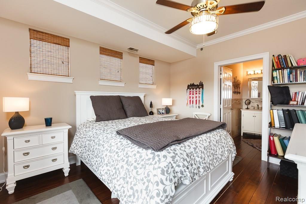 39194 Hayes Road, Unit 34 Clinton Township, MI 48038 - Photo 13 of 23 39194-Hayes-Road-013.jpg