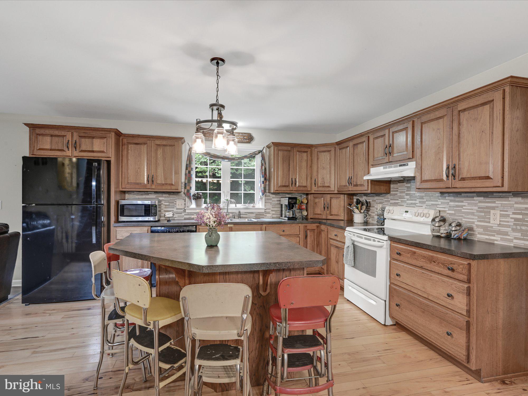 485 Greenville Road Denver, PA 17517 - Photo 11 of 41 Gallery Image 11