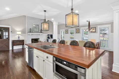 $800,000 | 3462 Greystone Court, Marietta, GA 30068