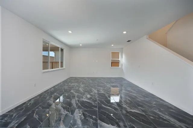 $775,990 | 3748 Oyster Pt Way, Sacramento, CA 95835